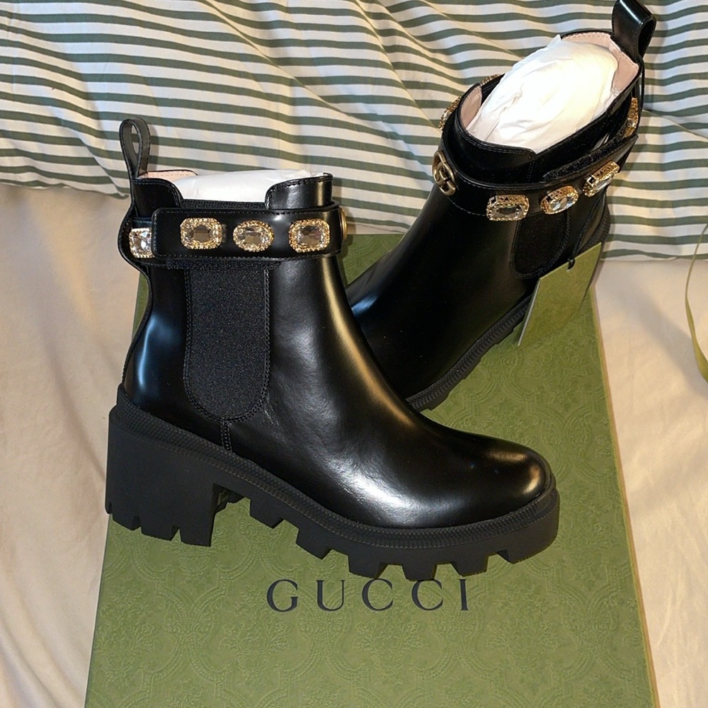 New with tags - Gucci Trip Bootie with Jewels - Women’s size 7.5